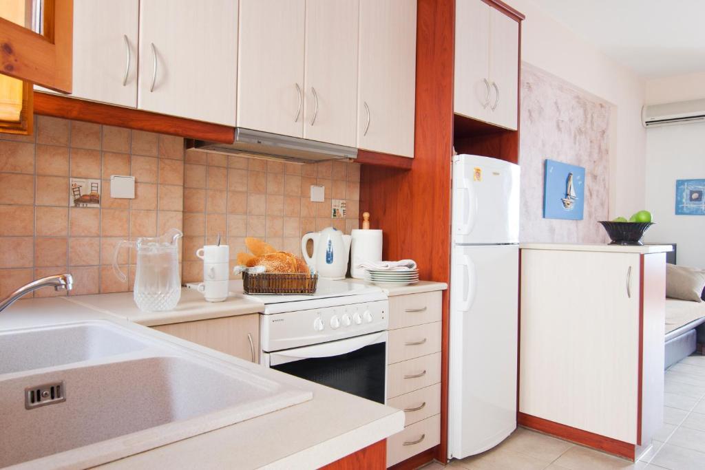 אגיוס ניקולאוס Alkyoni Apartments חדר תמונה